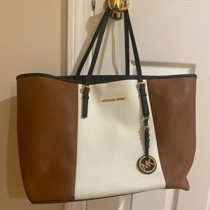 Michael Kors tote